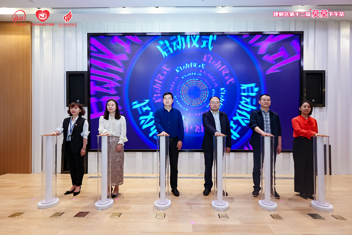 1682318457857492.jpg 2.jpg